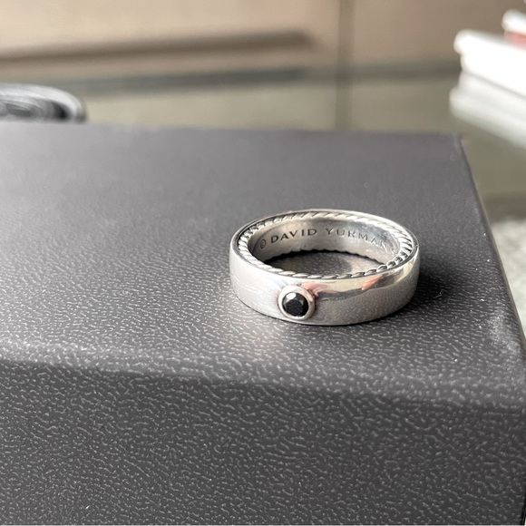 DAVID YURMAN / Size 10.5 Streamline Band Ring With Center Black Diamond